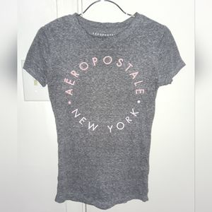 Aeropostal T-shirt size small grey